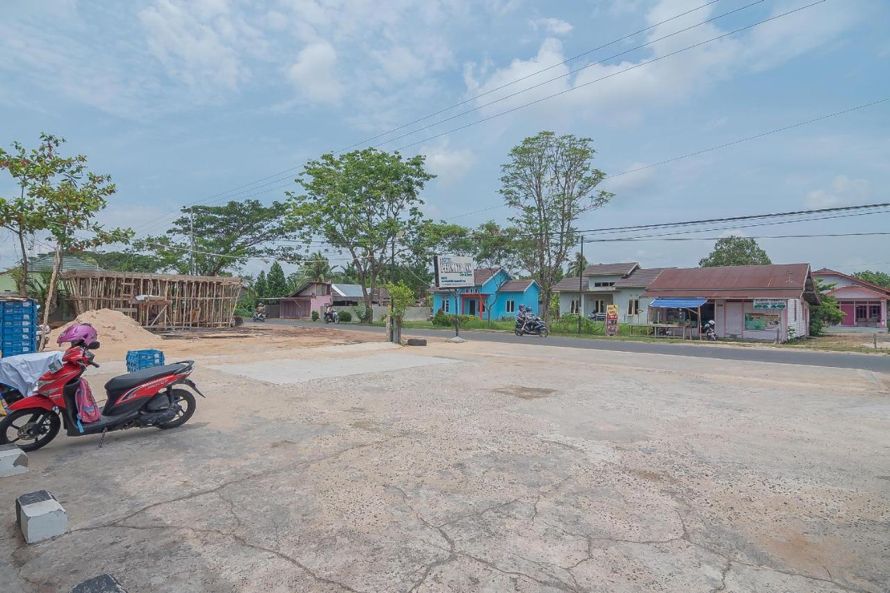 Reddoorz Syariah At Jalan Cilik Riwut Kapuas 호텔 Kualakapuas 외부 사진