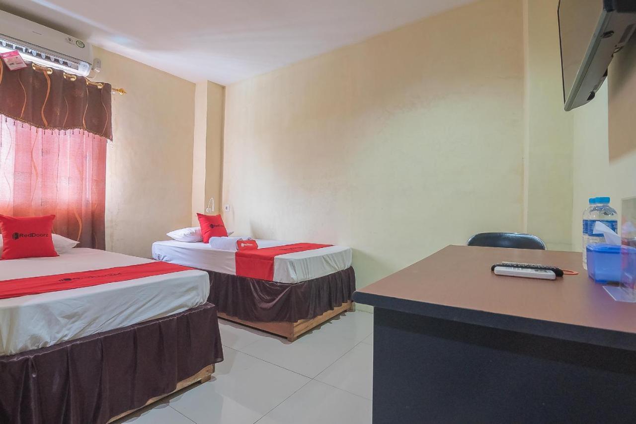 Reddoorz Syariah At Jalan Cilik Riwut Kapuas 호텔 Kualakapuas 외부 사진