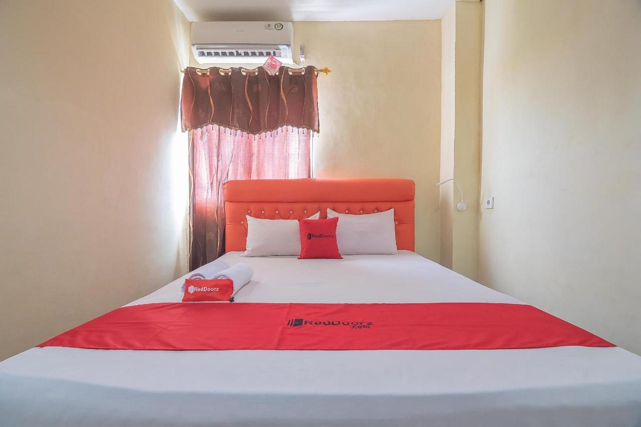 Reddoorz Syariah At Jalan Cilik Riwut Kapuas 호텔 Kualakapuas 외부 사진